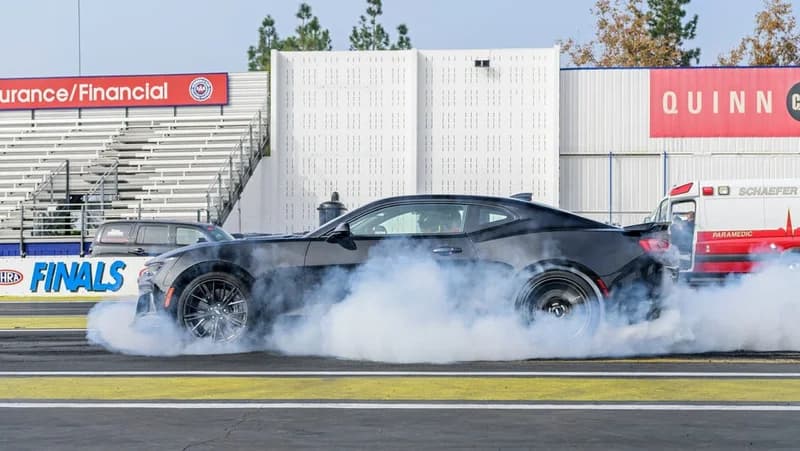 Chevy Camaro ZL1 на випускний подарунок вкрадено, швидко знайдено, а потім знову вкрадено через кілька днів