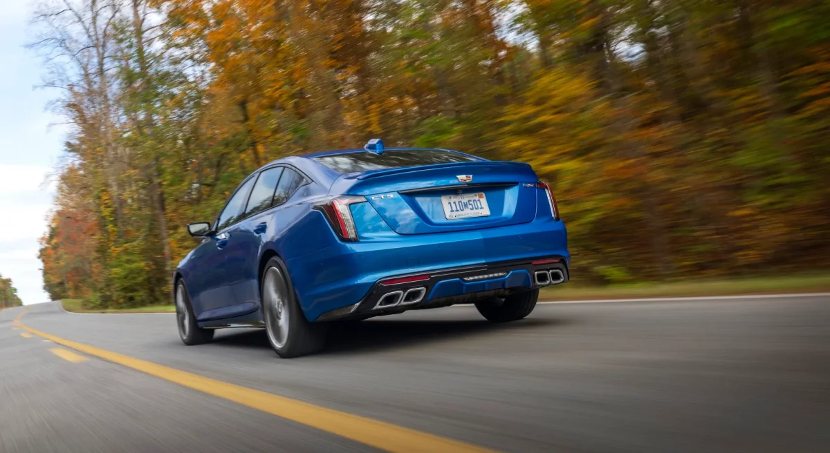 Наступний Cadillac CT5-V отримає атмосферний V8 та механічну трансмісію