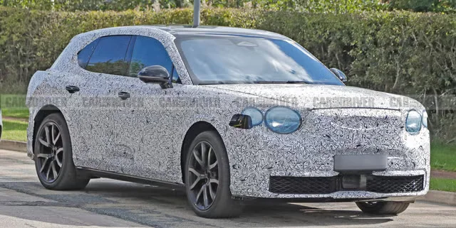 Новий електричний SUV Bentley Torcal: звуковий супровід замість традиційного двигуна