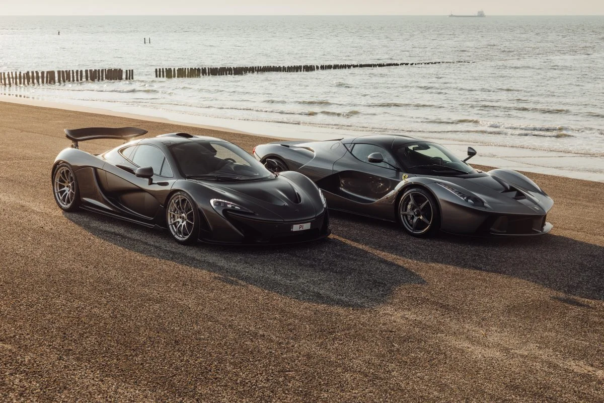 Ferrari LaFerrari та McLaren P1 на аукціоні: колекційні гіперкари