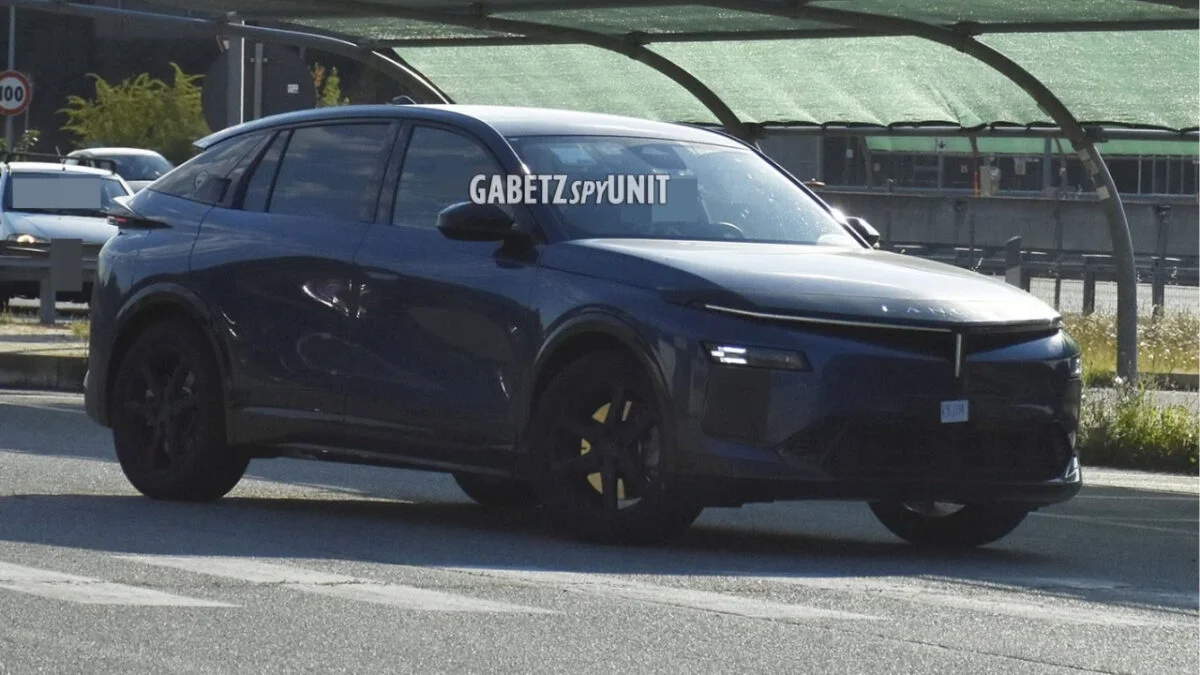 Нова Lancia Gamma: шпигунські фото електричної версії перед дебютом