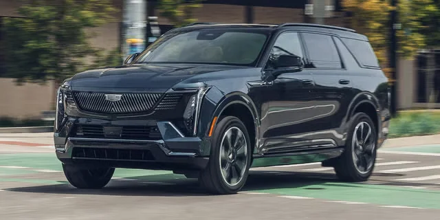 Це найбільший, найсміливіший, найважчий та найпотужніший Escalade в історії: знайомтеся з 2027 IQ EV