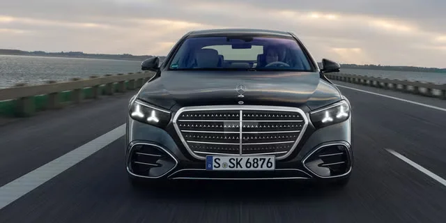 Mercedes-Benz може зіткнутися з потенційним забороною на продаж у США після нового рішення сенатської комісії