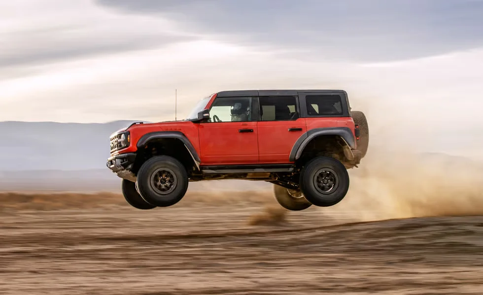 На жаль! Представник Ford заявив, що Ranger та Bronco не отримають варіанти R-Rated Raptor