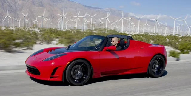 20 років тому поїздка на Tesla Roadster змінила моє сприйняття