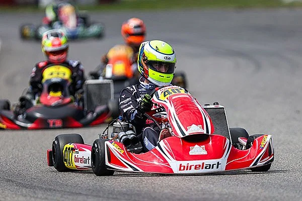 Емануель Май здобуває подіум для Solgat Motorsport у Ампфінгу - DKM