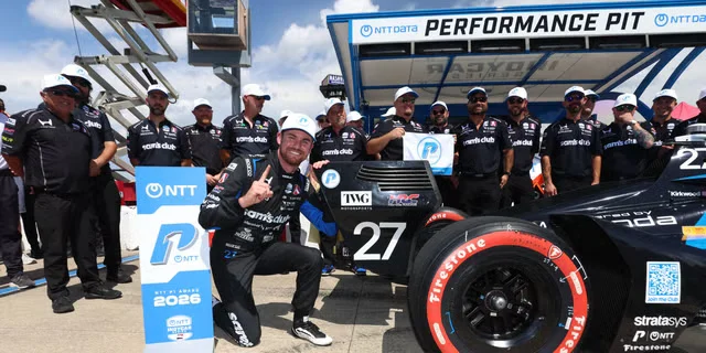 Кайл Кірквуд здобуває другу поул-позицію в кар'єрі на овалі IndyCar у Нешвіллі