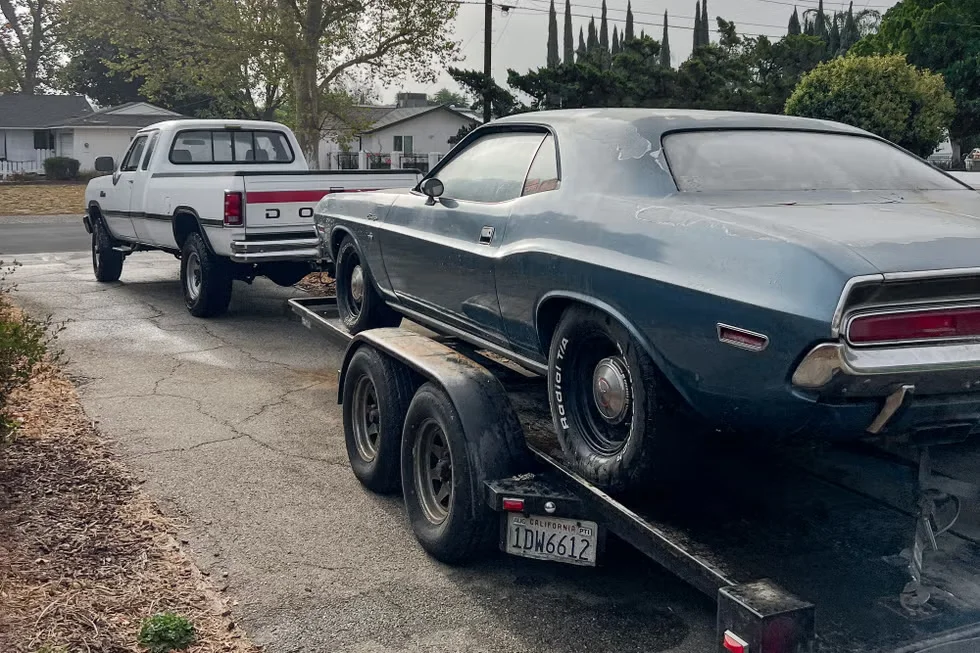 Елана Шерр: Я знову відновлюю свій Dodge Challenger 1970 року. Що тут не любити?