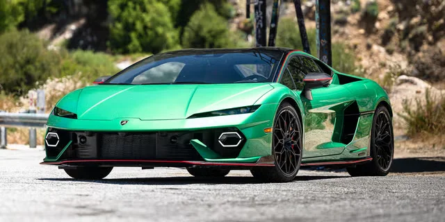 Огляд Lamborghini Temerario 2026: ціна, характеристики та особливості