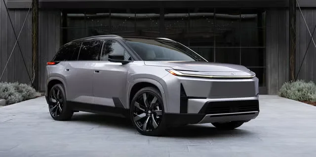 Toyota відклала виробництво електричного Highlander на 2027 рік