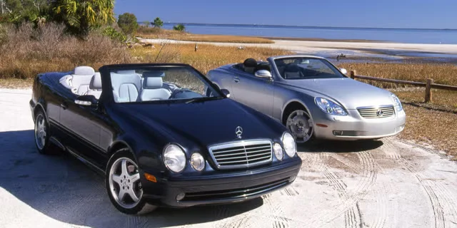 Порівняння Lexus SC430 та Mercedes-Benz CLK430: Битва двох розкішних кабріолетів