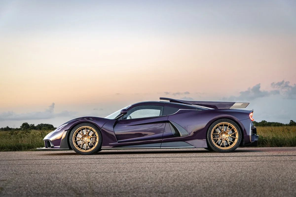 Hennessey Venom F5-M: Найпотужніша суперкар з механічною коробкою передач у світі