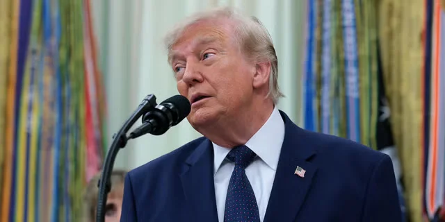 Трамп помилував дев'ятьох порушників законодавства про викиди дизельних автомобілів