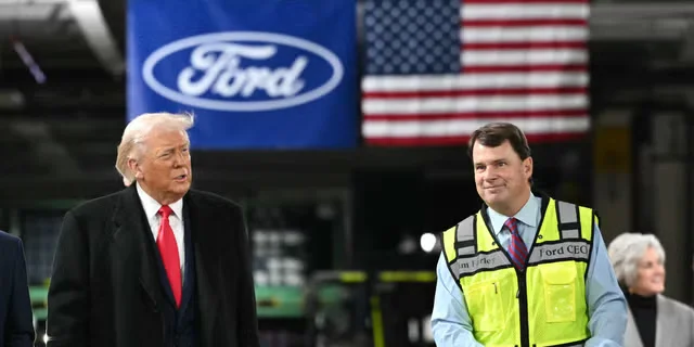 Трамп дізнається про боротьбу за право на ремонт від Ford і GM та обіцяє вирішити це питання, Джим Фарлі відповідає