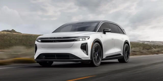 Мрія, що стала реальністю: Lucid представляє Gravity GT-S з потужністю 1070 к.с.